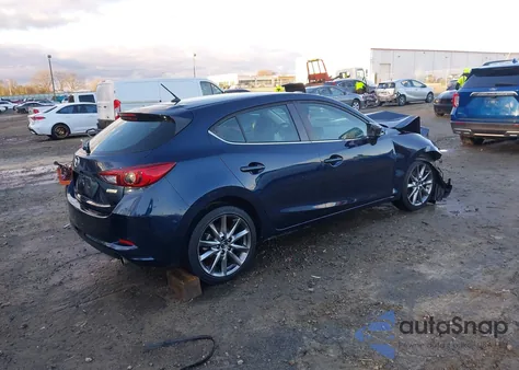 2018 Mazda Mazda3 Touring z USA, uszkodzony, nr VIN 3MZBN1L35JM249959